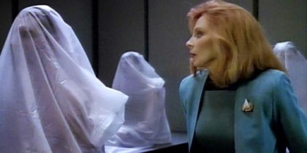10 Spooky Star Trek Episodes To Watch For Halloween 10-spooky-star-trek-episodes-to-watch-for-halloween