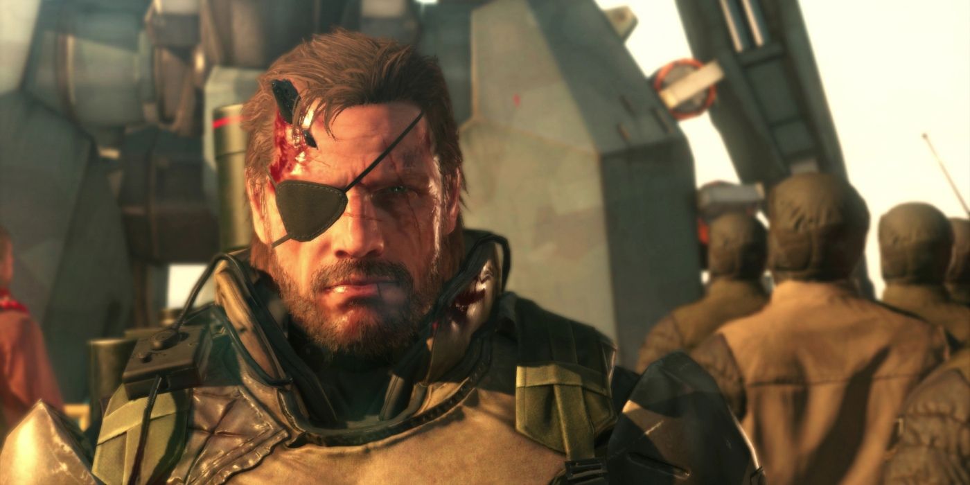 Venom Snake outruns Diamond Dogs in Metal Gear Solid V: The Phantom Pain