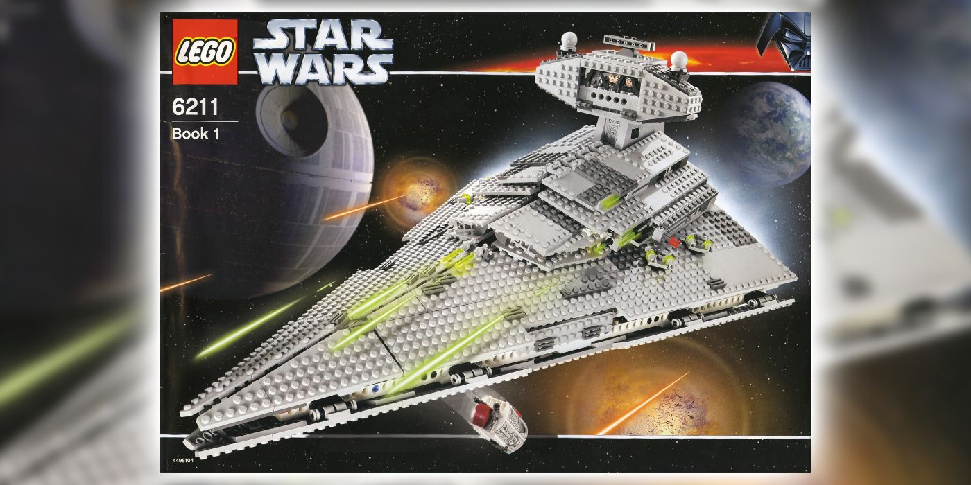 A Star Destroyer flying past the Death Star on Lego Star Wars box art