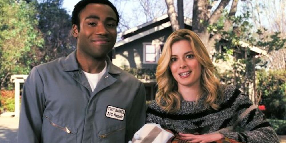 10 Sitcom Couples That Should Have Split Up Years Ago