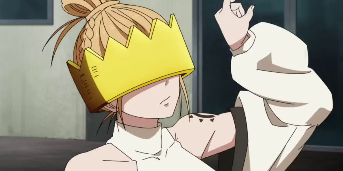 Haumea wearing an oversize golden crown that covers her face in Fire Force.