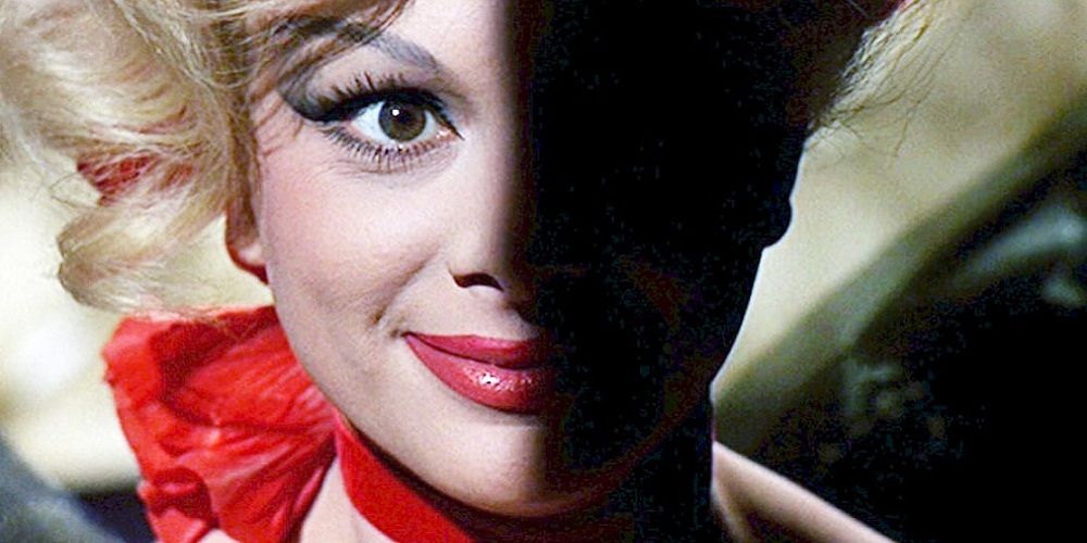 Juliet of the Spirits - Fellini - a close up of Sandra Milo's face half in shadow