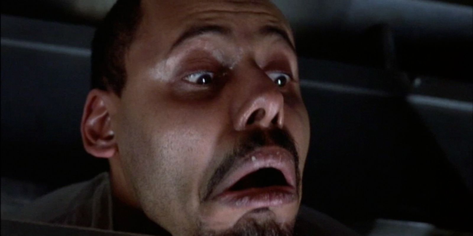     Quentin McNeil ดูหวาดกลัวในภาพยนตร์เรื่อง Cube