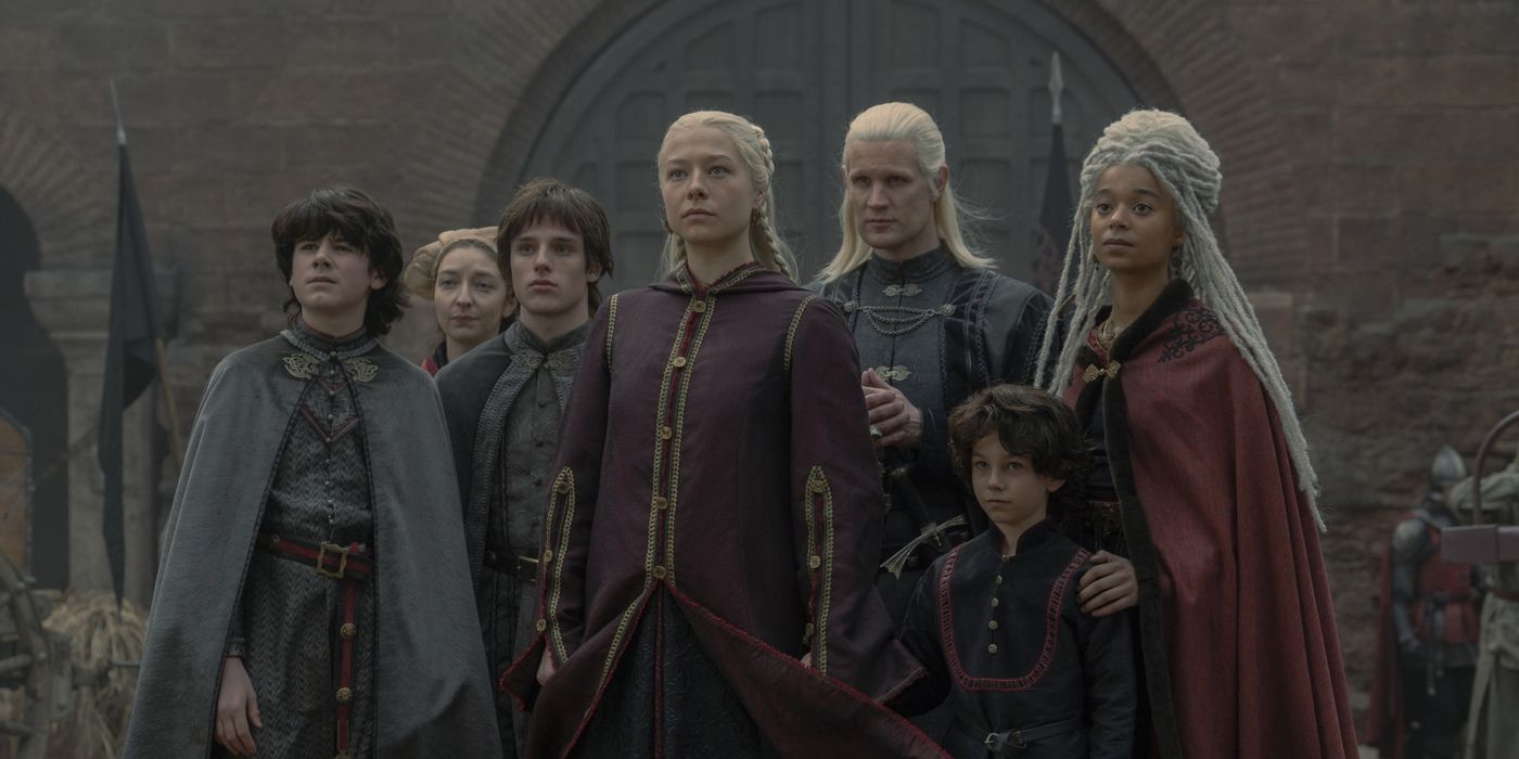Rhaenyra Targaryen, Daemon Targaryen, and their children arriving in King's Landing House of the Dragon