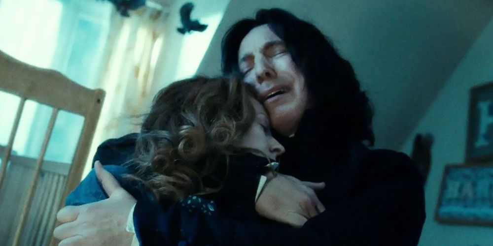Severus Snape cries as he holds Lily Potter in Harry Potter and the Deathly Hallows Part 2