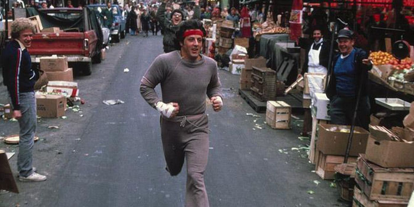 Sylvester Stallone - Rocky running throug the street