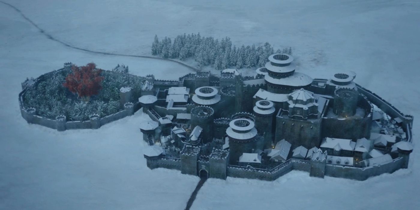 Winterfell durante o inverno nos créditos de abertura de Game of Thrones