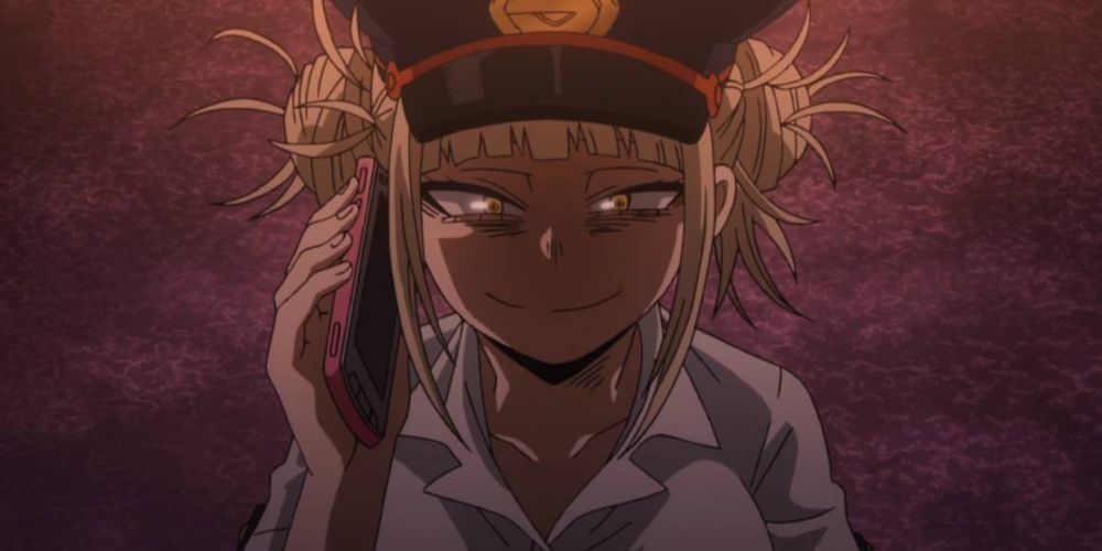 Toga disguised as Camie on the phone in My Hero Academia.