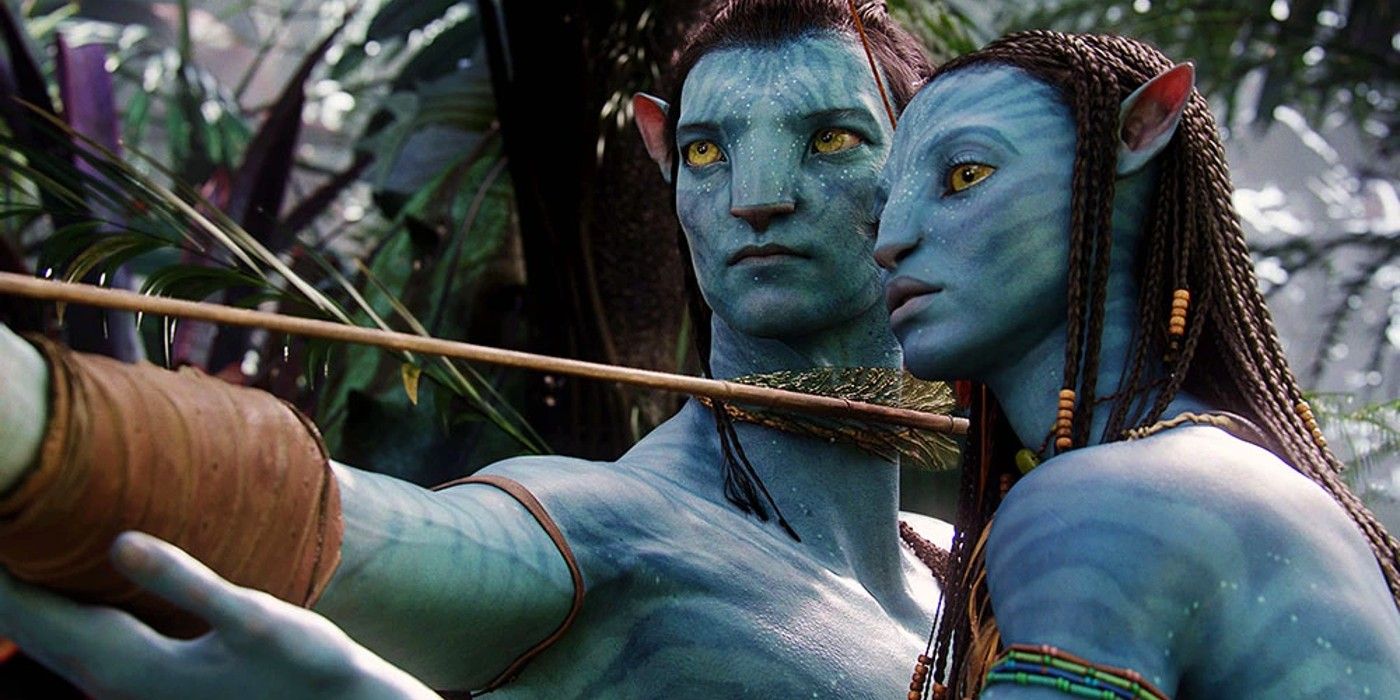 Jake and Neytiri shooting a bow in Avatar