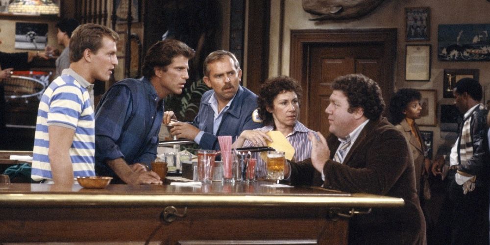 Norm offers up some advice to the bar patrons in Cheers