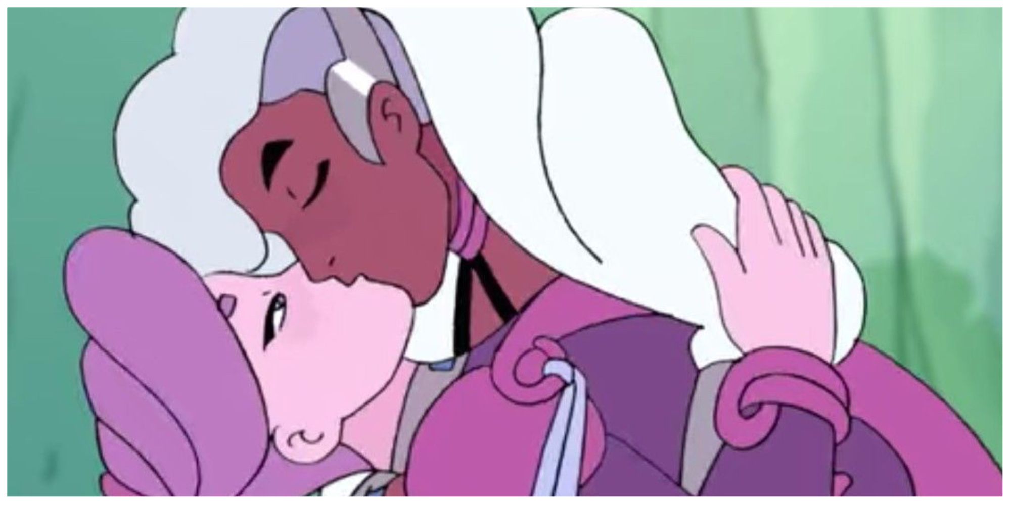 Netossa dipping Spinerella and kissing her in She-Ra and The Princesses Of Power.