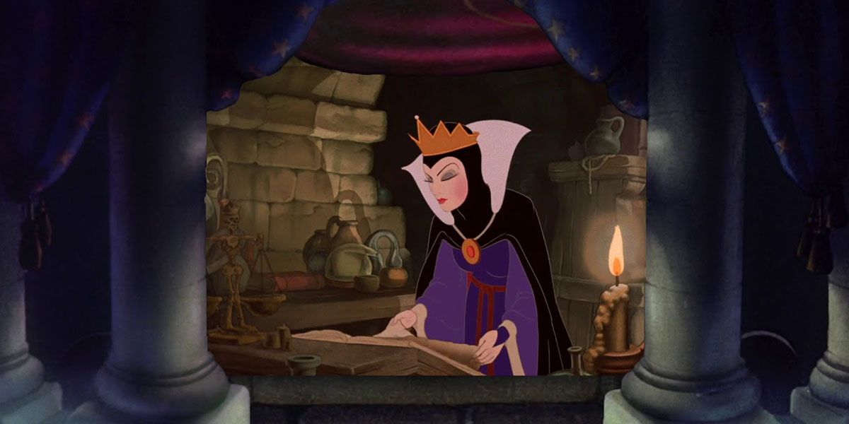 Evil Queen In Snow White And The Seven Dwarfs-1