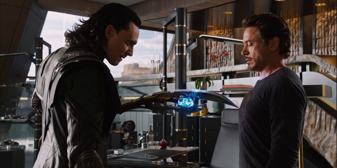 Loki attempts to tap Iron Man's arc reactor using his scepter
