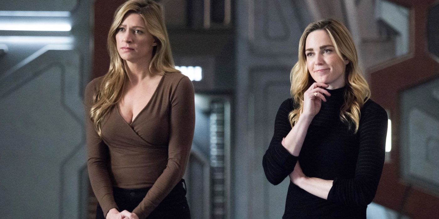 Sara and Ava in Legends of Tomorrow