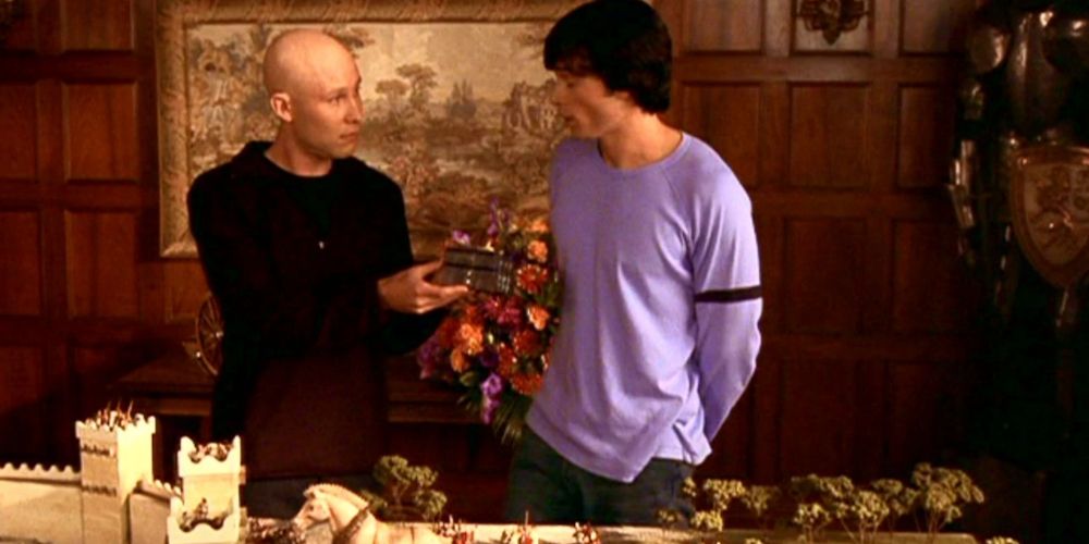 Lex Luthor praises Clark for saving a boy's life in Smallville