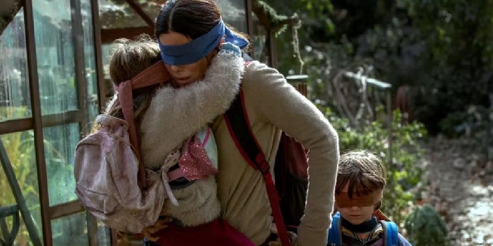 Malorie leads her children to safety in Bird Box