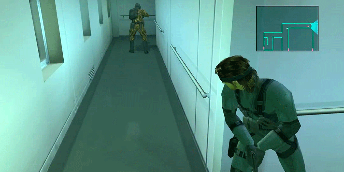 Solid Snake olhando ao virar da esquina enquanto um inimigo está olhando para longe dele em Metal Gear Solid 2: Sons of Liberty