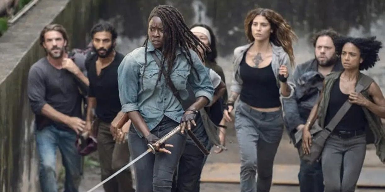 Michonne leads the group in The Walking Dead 