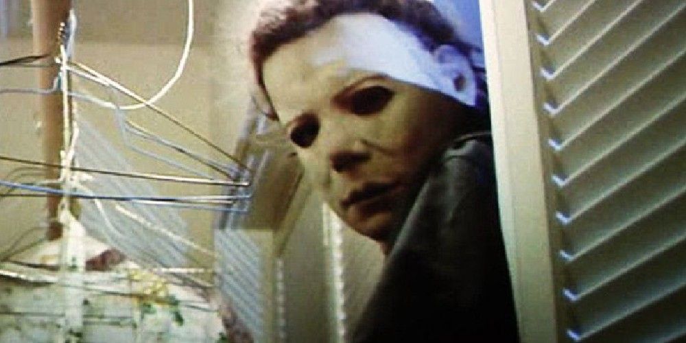 The Shape attacks Laurie in Halloween (1978)