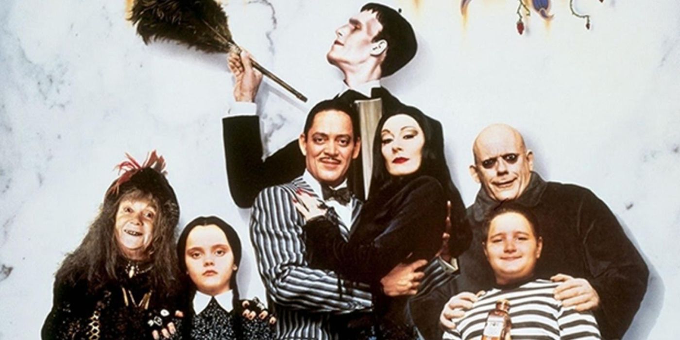 Los miembros del elenco de la familia Addams se reúnen 33 años después de la primera película