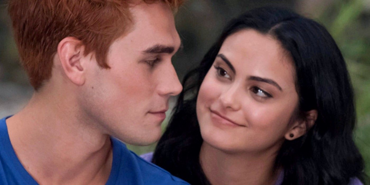 Archie and Veronica smiling at each other