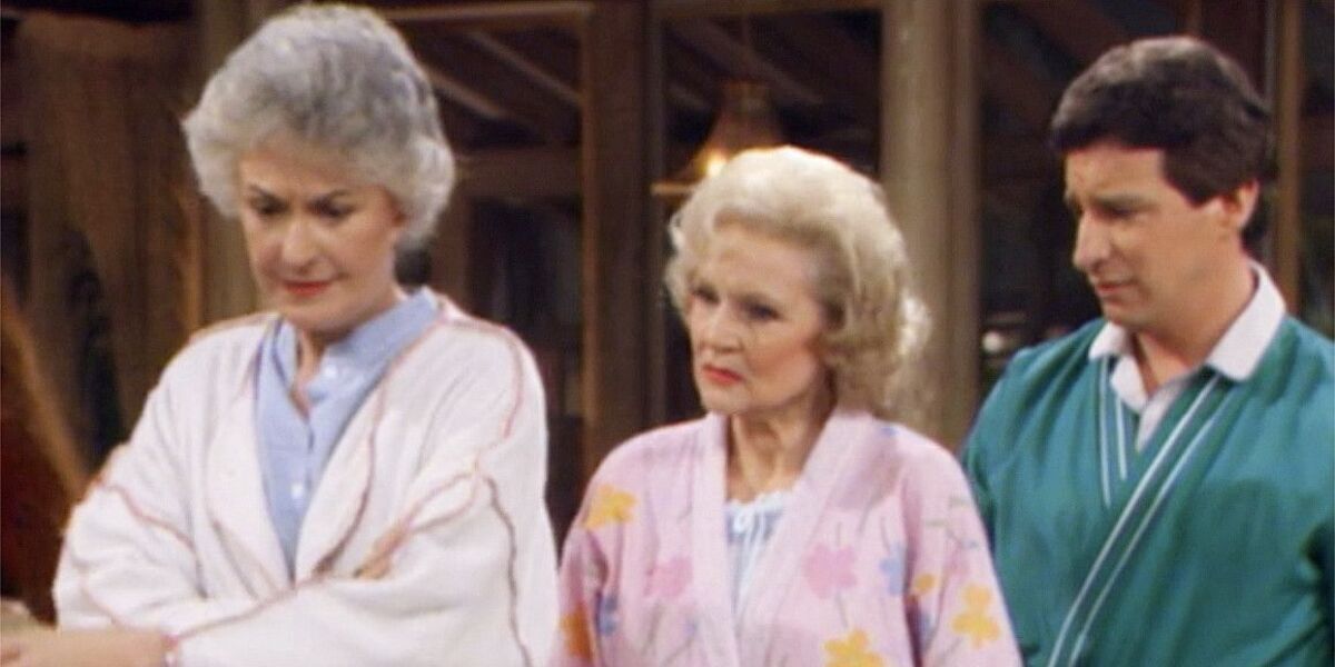 Dorothy, Rose and Coco look confused in Golden Girls