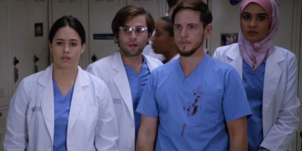 A new group of interns stand together in Grey's Anatomy B-Team