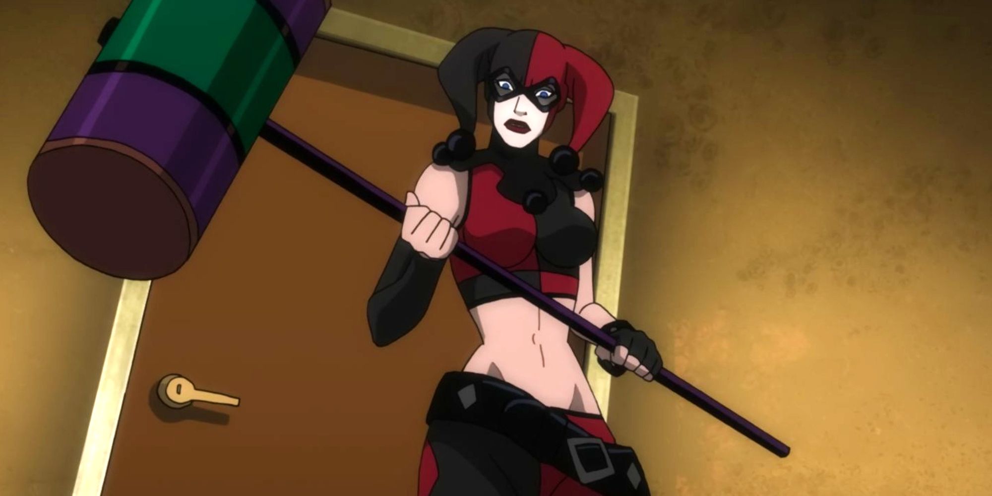 Harley Quinn wielding her mallet in Batman Assault On Arkham