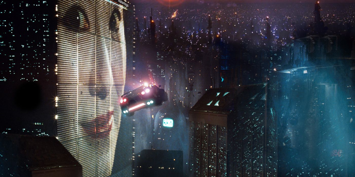 Cars flies at night in Blade Runner
