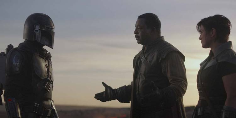 The Mandalorian: 10 fatos antes de assistir a 3ª temporada - 7 greef karga cara dune the mandalorian.jpg?q=50&fit=crop&w=750&dpr=1 - The Mandalorian: 10 fatos antes de assistir a 3ª temporada