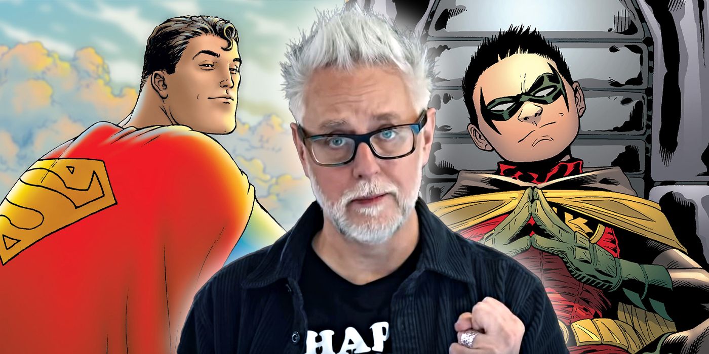 James Gunn na frente de imagens de quadrinhos de Superman e Damian Wayne