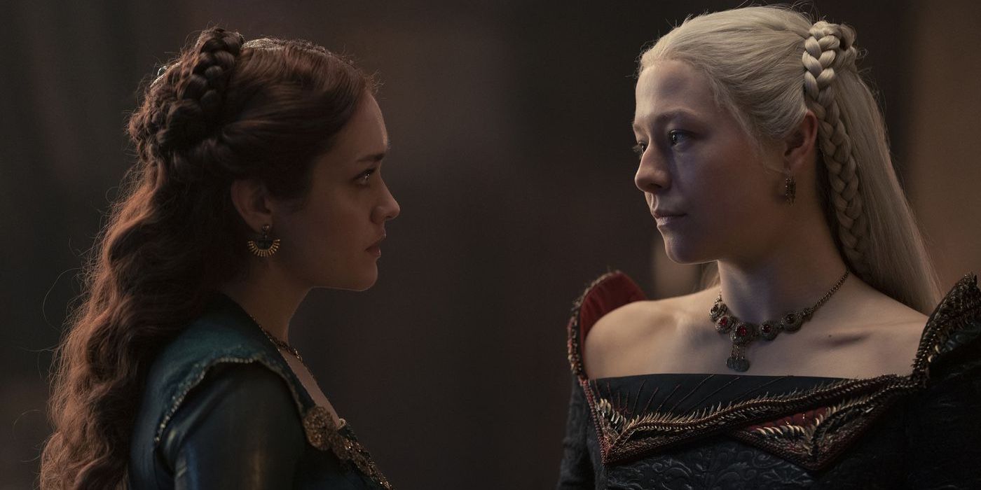 Alicent Hightower and Rhaenyra Targaryen facing each other in House of the Dragon