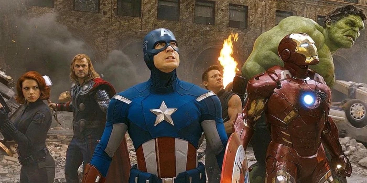 The Avengers look to the sky in The Avengers