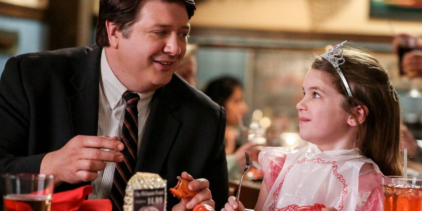 Young Sheldon Star Teases a 'Very Emotional' Series Finale