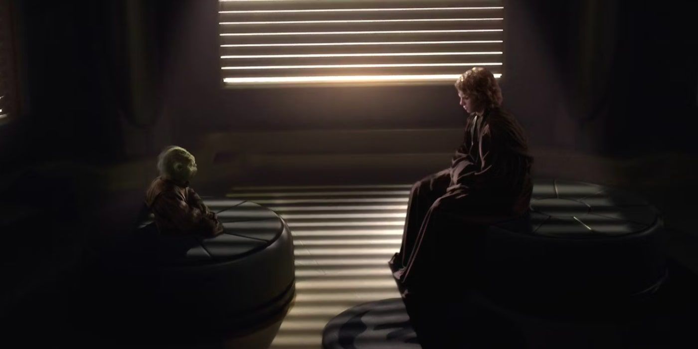 En sus habitaciones, Yoda se sienta y habla con Anakin (Hayden Christenson)