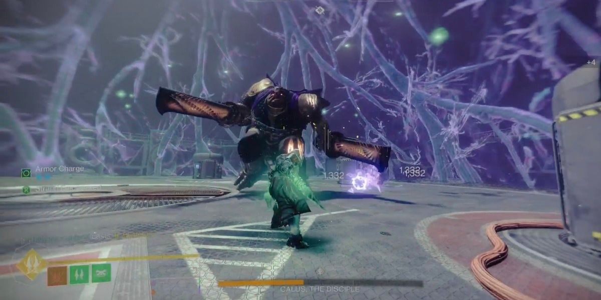 Destiny 2 Lightfall: Calus entra na fase 2 na luta final contra o chefe.