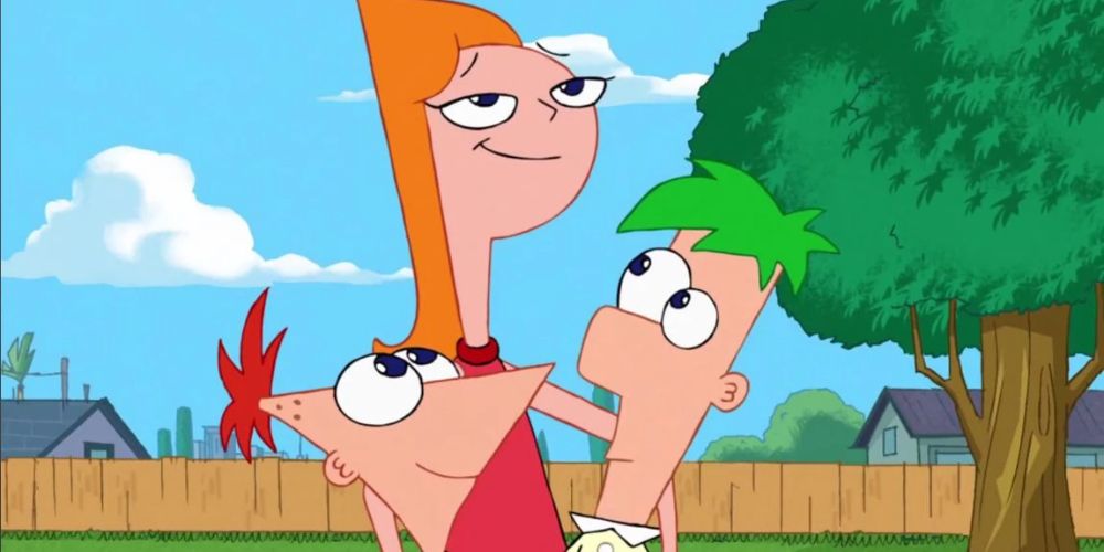 Candace com os braços em volta de Phineas e Ferb