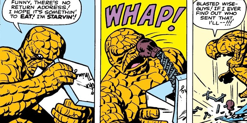 Ben Grimm O Coisa é atingido por uma luva de boxe em uma mola