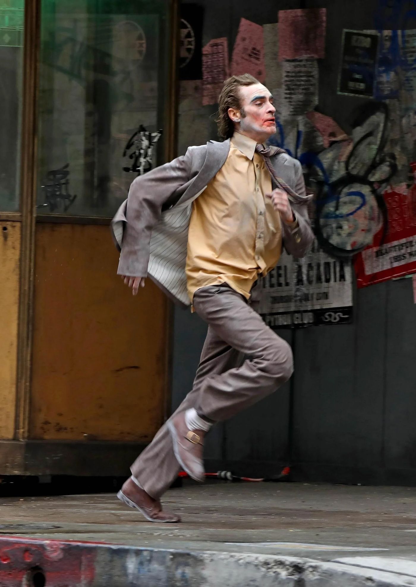 Joker 2 Set Photos Reveal Joaquin Phoenix with Multiple Jokers