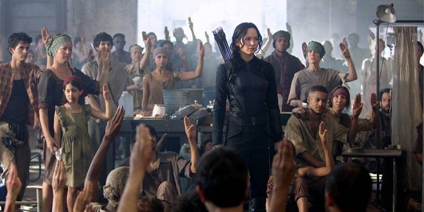 10 Best Katniss Everdeen Quotes That Were Cut From the Hunger Games Movies
