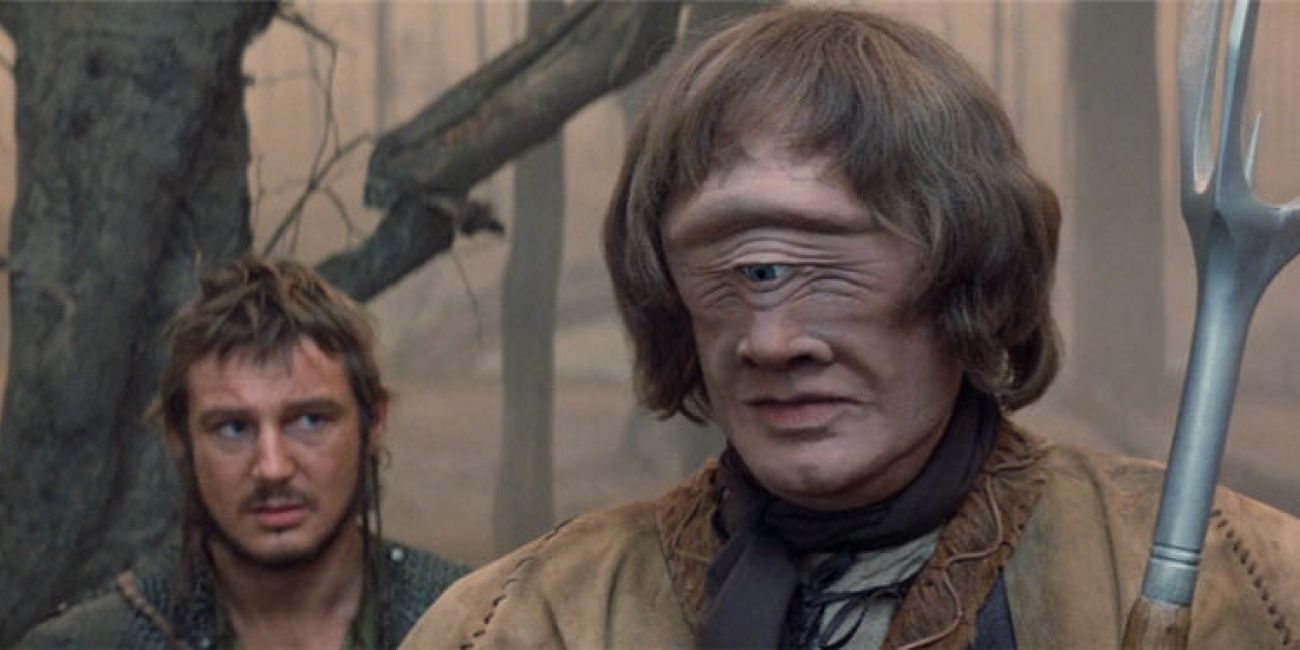 Liam Neeson as Keegan and Bernard Bresslaw as Cyclops in Krull.