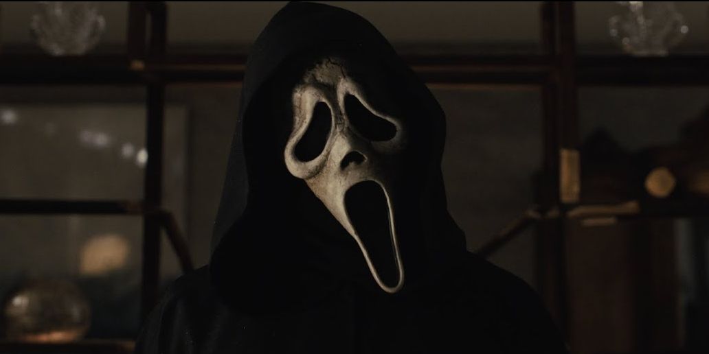 Ghostface strikes victim in Scream VI.