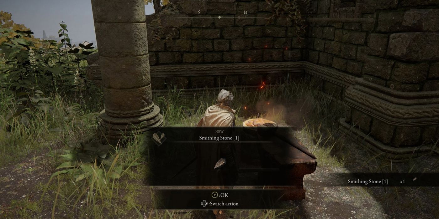 The Tarnished coletando Smithing Stones em Elden Ring