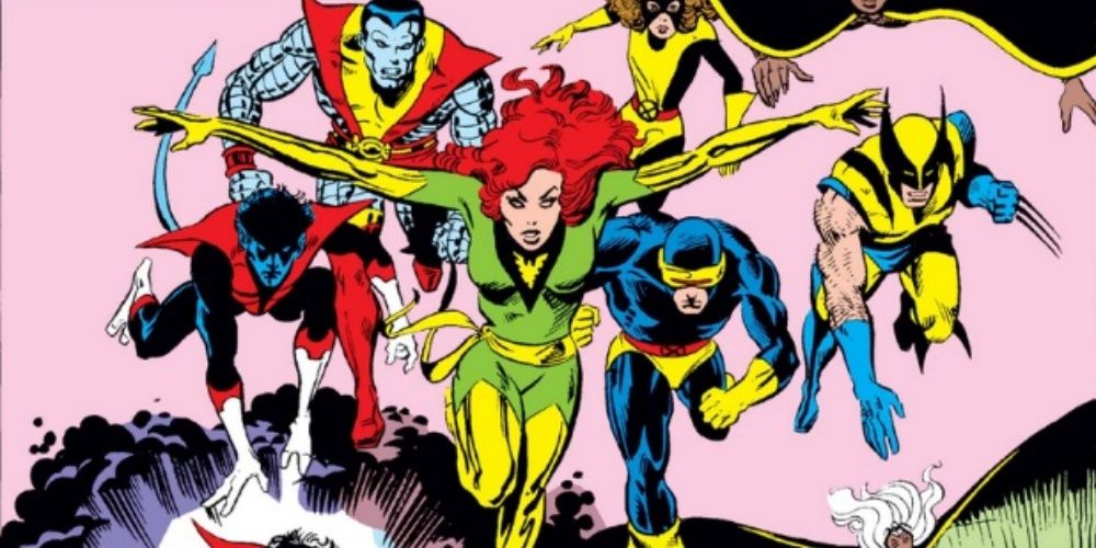 Phoenix fights alongside the X-Men