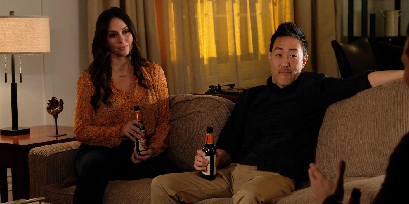 Maddie Buckley and Howard Han talking on the couch in 9-1-1 Season 3, Episode 14