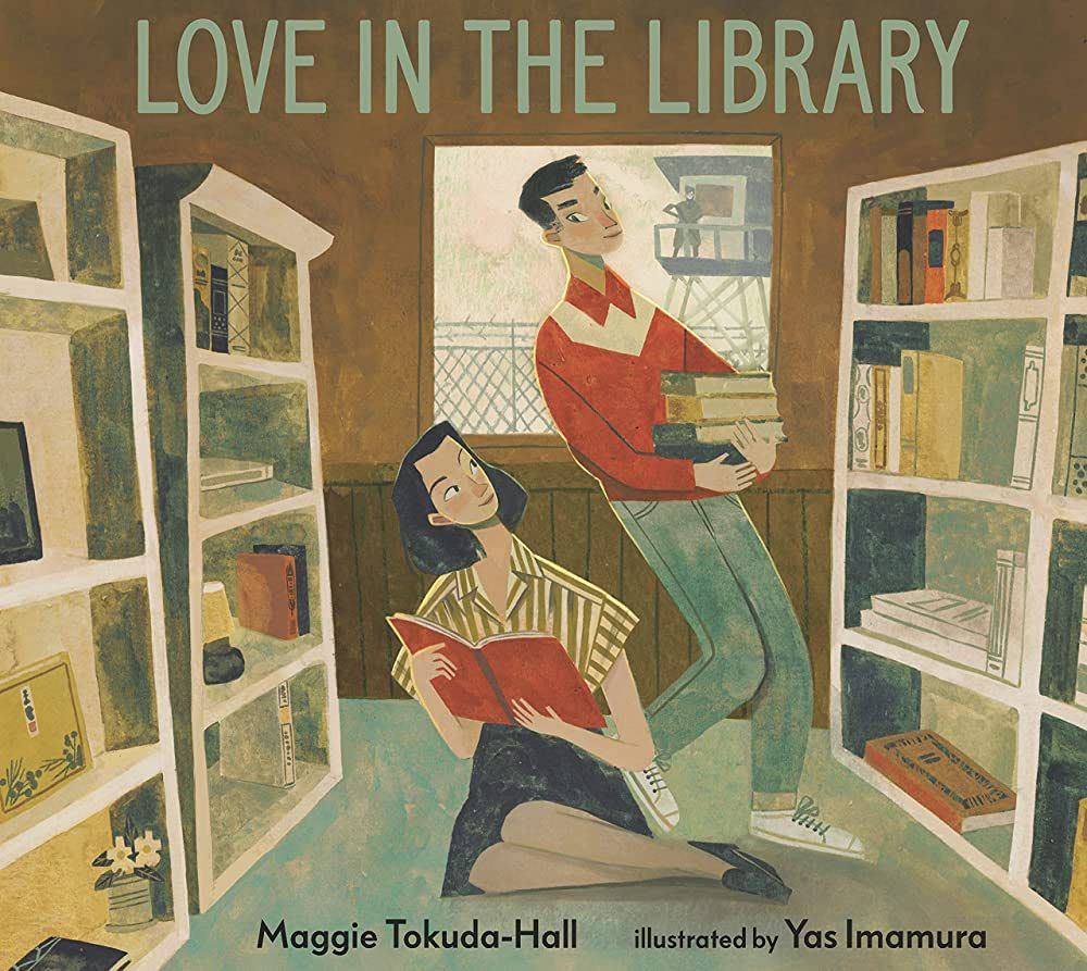 Os autores reagem à proposta de censura da Scholastic sobre Love in the Library, de Maggie Tokuda-Hall.