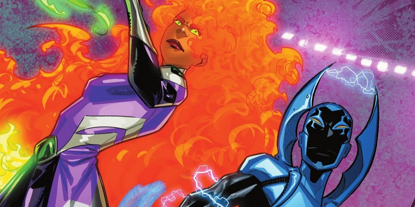 Starfire e Blue Beetle se posicionam. 