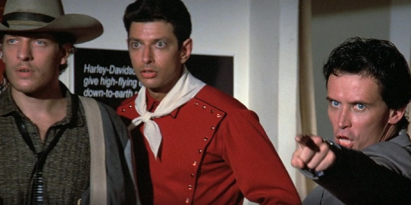 Peter Weller Jeff Goldblum Clancy Brown olha para frente com perplexidade Buckaroo Banzai 