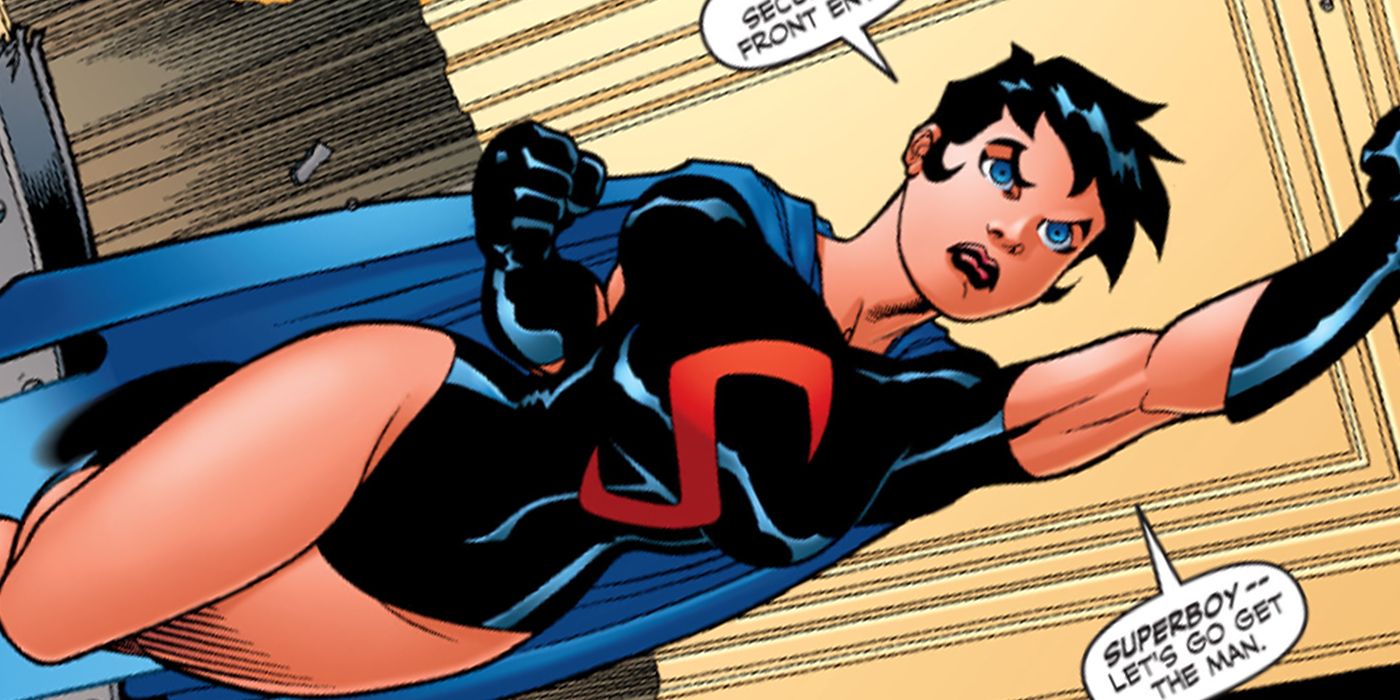 Cir-El flying as Supergirl in DC Comics