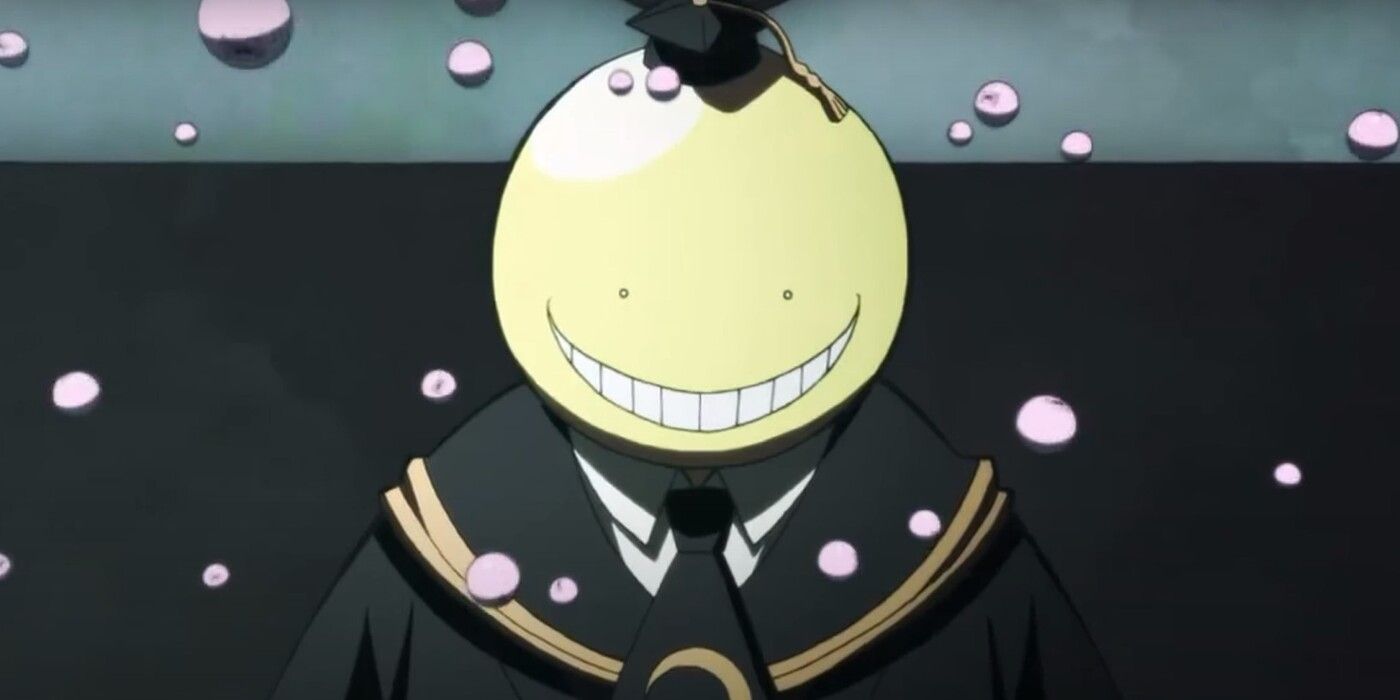 The creepy, yellow-faced smiling alien from Assassination Classroom.